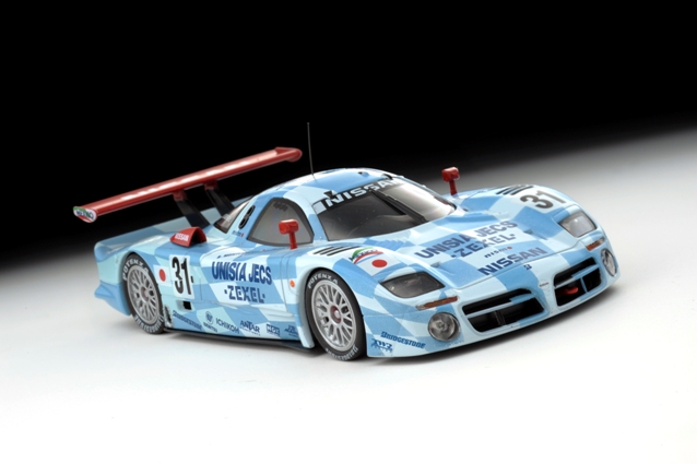 Nissan r390 gt1 race car specs #8